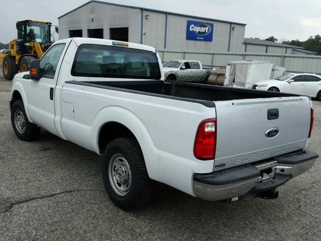 1FTBF2A61BEA59439 - 2011 FORD F250 SUPER WHITE photo 3