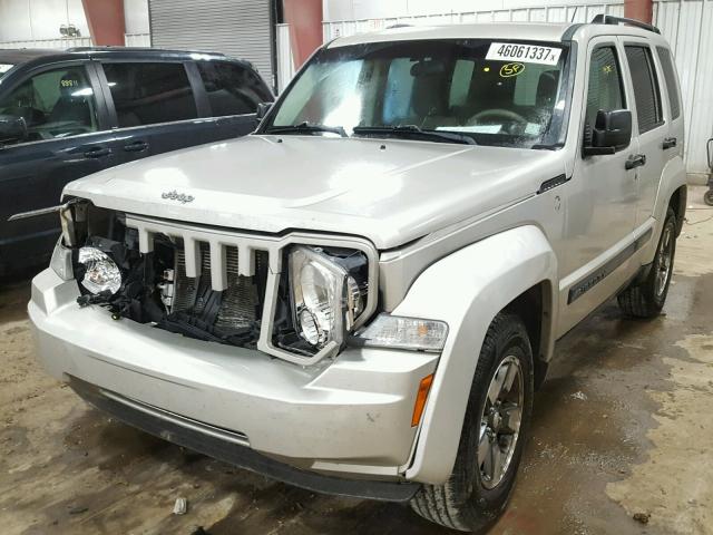 1J8GN28K08W160365 - 2008 JEEP LIBERTY CREAM photo 2