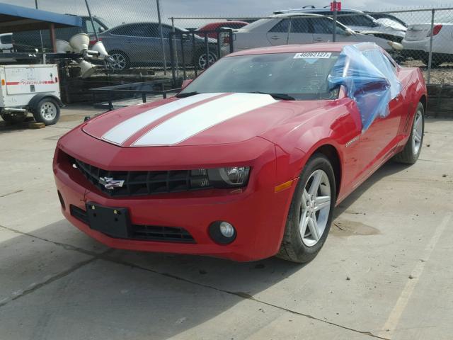 2G1FB1ED1B9148164 - 2011 CHEVROLET CAMARO LT RED photo 2