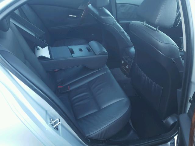 WBANF73507CU28208 - 2007 BMW 530 XI SILVER photo 6