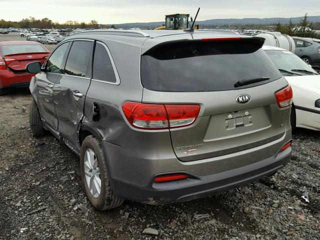 5XYPGDA57HG192518 - 2017 KIA SORENTO LX GRAY photo 3