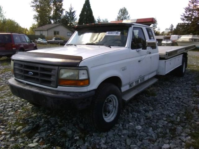 1FTHX25M4NKA58985 - 1992 FORD F250 WHITE photo 2