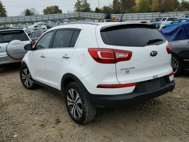 KNDPCCA2XD7456849 - 2013 KIA SPORTAGE E WHITE photo 3