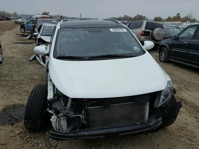 KNDPCCA2XD7456849 - 2013 KIA SPORTAGE E WHITE photo 9