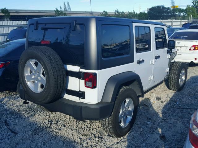 1C4BJWDG3FL626620 - 2015 JEEP WRANGLER U WHITE photo 4