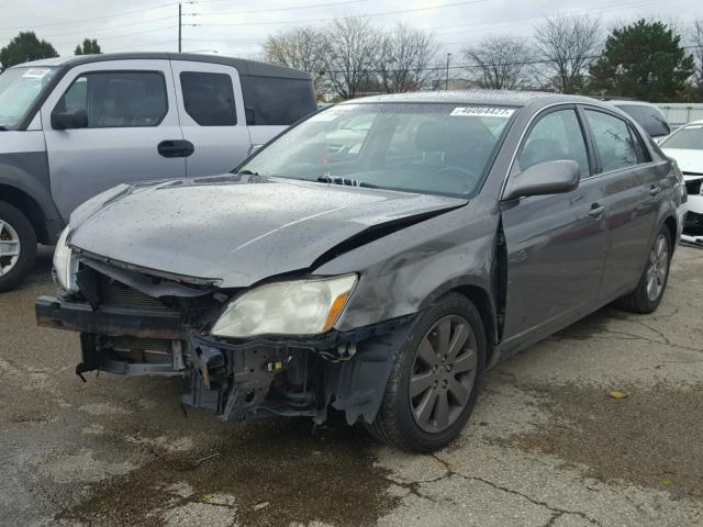 4T1BK36B66U119567 - 2006 TOYOTA AVALON XL GRAY photo 2