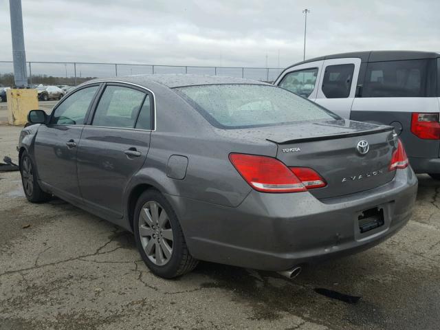 4T1BK36B66U119567 - 2006 TOYOTA AVALON XL GRAY photo 3