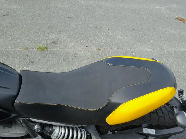 ML015ANM3FT002422 - 2015 DUCATI SCRAMBLER BLACK photo 6