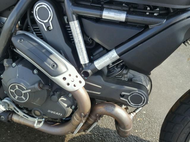 ML015ANM3FT002422 - 2015 DUCATI SCRAMBLER BLACK photo 7