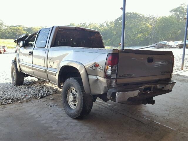 1GCHK29U62E230176 - 2002 CHEVROLET SILVERADO GRAY photo 3