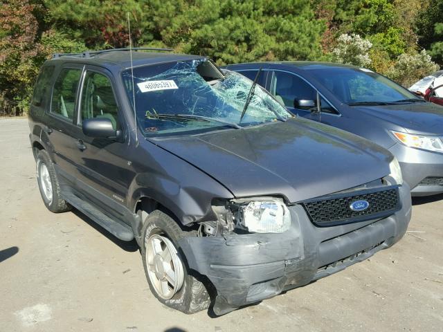 1FMYU011X2KD53945 - 2002 FORD ESCAPE XLS GRAY photo 1