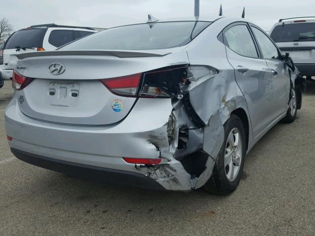 5NPDH4AE7EH525420 - 2014 HYUNDAI ELANTRA SE SILVER photo 4