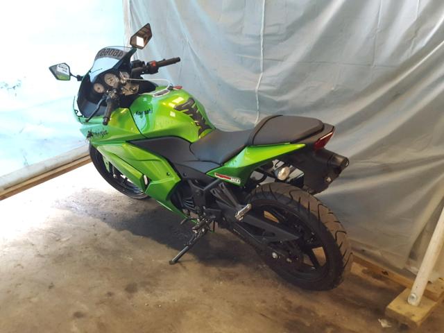 JKAEXMJ13CDA96989 - 2012 KAWASAKI EX250 J GREEN photo 3