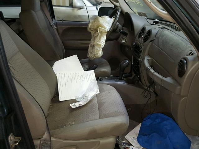 1J4GL38K45W724432 - 2005 JEEP LIBERTY RE GREEN photo 5