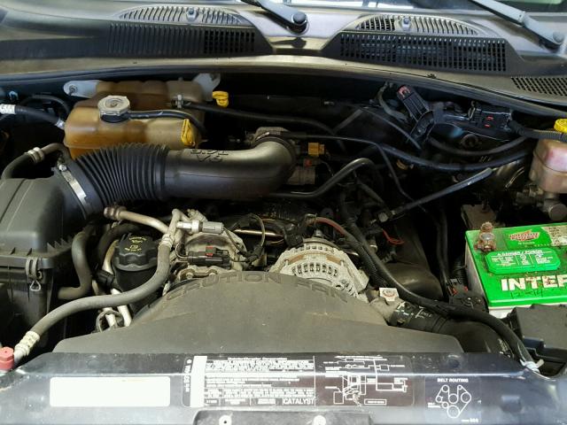 1J4GL38K45W724432 - 2005 JEEP LIBERTY RE GREEN photo 7