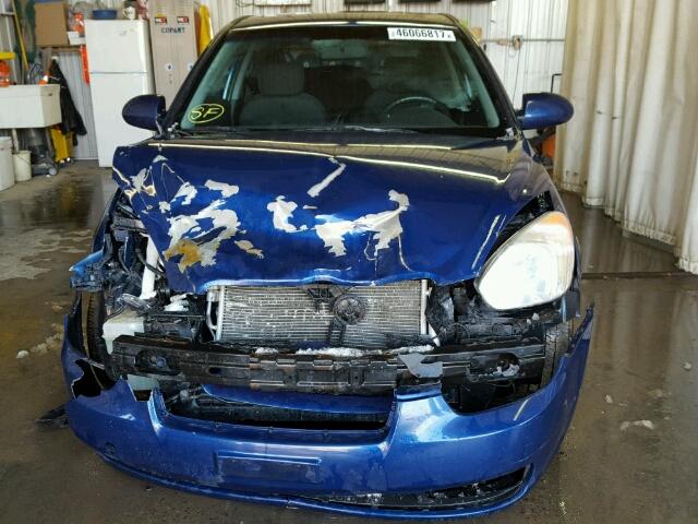 KMHCN36C17U053757 - 2007 HYUNDAI ACCENT BLUE photo 9