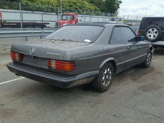 WDBCA45D5GA234165 - 1986 MERCEDES-BENZ 560 SEC GRAY photo 4