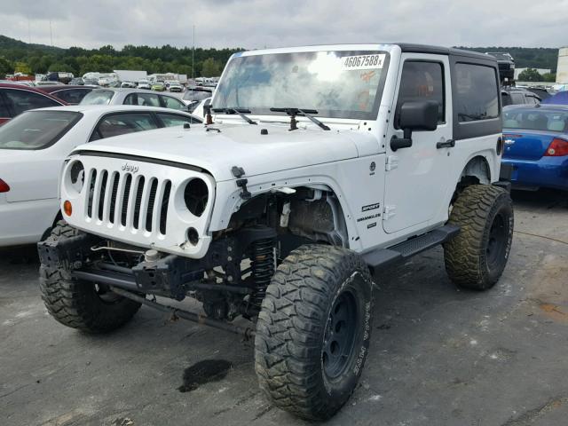 1C4AJWAG5DL688324 - 2013 JEEP WRANGLER S WHITE photo 2