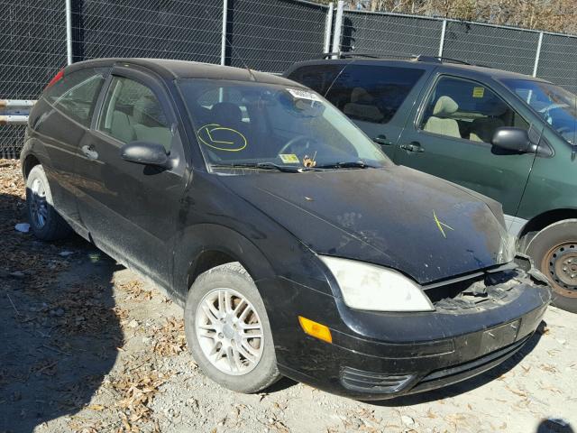 1FAFP31NX7W180019 - 2007 FORD FOCUS ZX3 BLACK photo 1