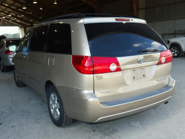 5TDZK22C28S150561 - 2008 TOYOTA SIENNA XLE GOLD photo 3