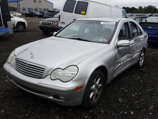 WDBRF61J12F194231 - 2002 MERCEDES-BENZ C 240 SILVER photo 2