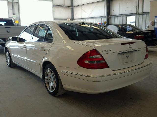 WDBUF56JX6A809861 - 2006 MERCEDES-BENZ E 350 WHITE photo 3