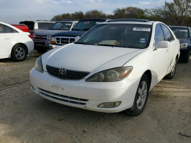 4T1BE32K43U173474 - 2003 TOYOTA CAMRY LE WHITE photo 2