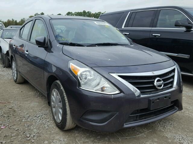 3N1CN7AP5FL873213 - 2015 NISSAN VERSA S GRAY photo 1