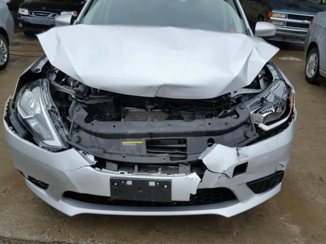 3N1AB7AP9GY246681 - 2016 NISSAN SENTRA S SILVER photo 9