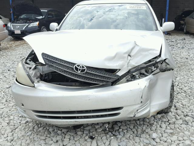 4T1BE32K03U208995 - 2003 TOYOTA CAMRY LE SILVER photo 9