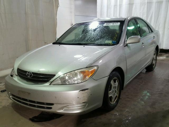 4T1BF32K73U039376 - 2003 TOYOTA CAMRY LE CREAM photo 2