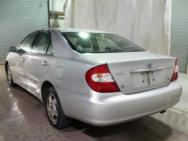 4T1BF32K73U039376 - 2003 TOYOTA CAMRY LE CREAM photo 3