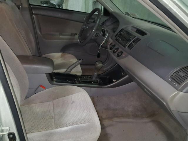 4T1BF32K73U039376 - 2003 TOYOTA CAMRY LE CREAM photo 5