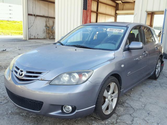 JM1BK143761521278 - 2006 MAZDA 3 HATCHBAC GRAY photo 2