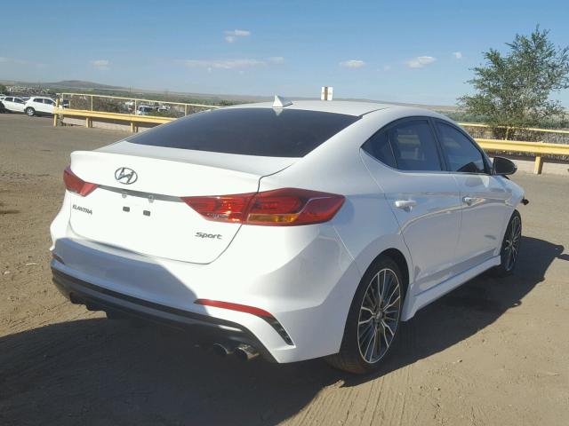 KMHD04LBXJU558899 - 2018 HYUNDAI ELANTRA SP WHITE photo 4