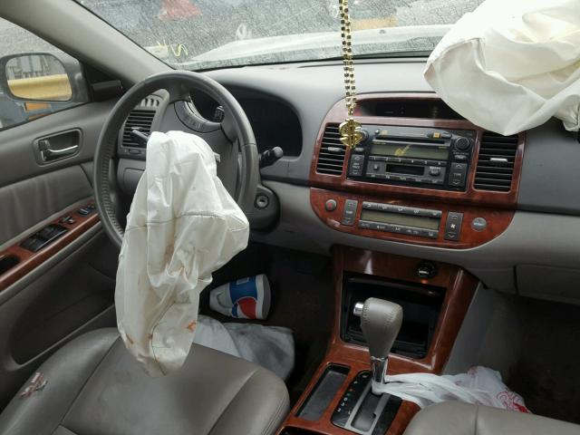 4T1BE32KX5U566172 - 2005 TOYOTA CAMRY LE 灰色 照片 9