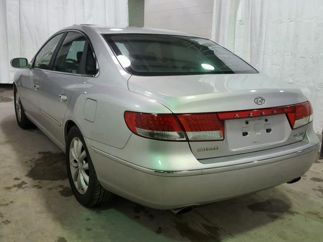 KMHFC46F16A069279 - 2006 HYUNDAI AZERA SE SILVER photo 3