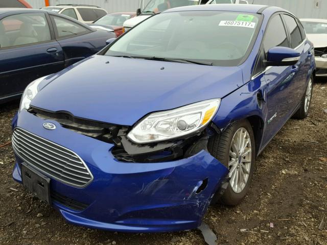 1FADP3R41FL384114 - 2015 FORD FOCUS BEV BLUE photo 2