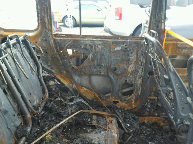 JTLKT334264093853 - 2006 TOYOTA SCION XB BURN photo 6