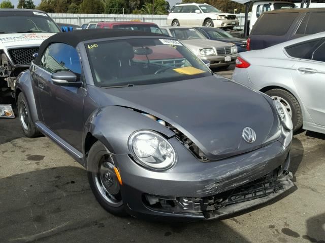 3VW5P7AT4DM803901 - 2013 VOLKSWAGEN BEETLE GRAY photo 1