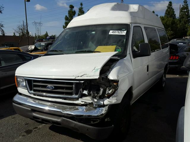 1FBNE31L85HA18521 - 2005 FORD ECONOLINE WHITE photo 2