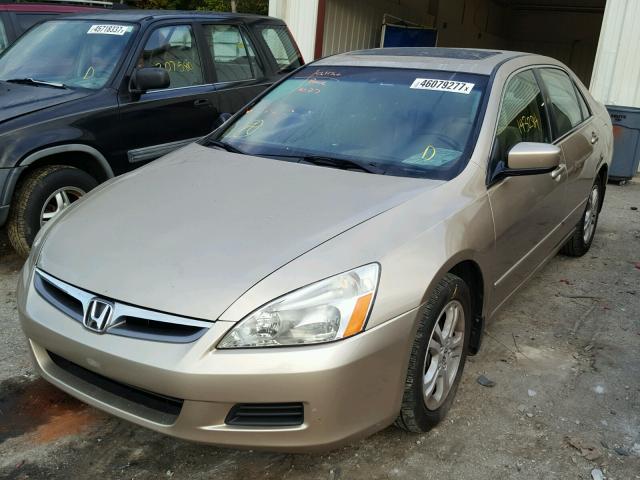 1HGCM56756A033986 - 2006 HONDA ACCORD EX GOLD photo 2