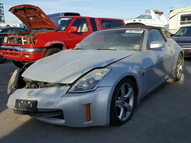 JN1AZ36D86M400737 - 2006 NISSAN 350Z ROADS SILVER photo 2