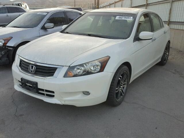 1HGCP36809A050350 - 2009 HONDA ACCORD WHITE photo 2