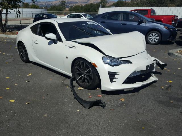 JF1ZNAA12H8703964 - 2017 TOYOTA 86 BASE WHITE photo 1