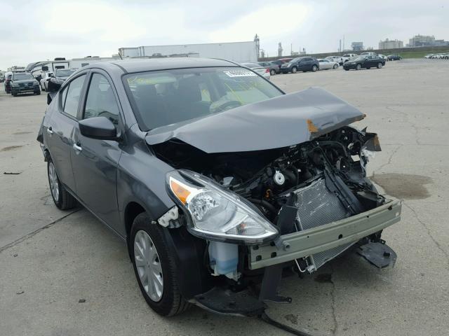 3N1CN7AP1HL806899 - 2017 NISSAN VERSA S GRAY photo 1