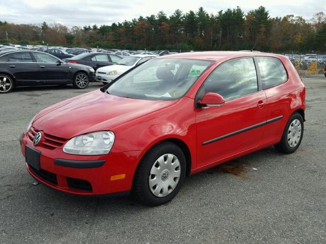 WVWBB71K48W172567 - 2008 VOLKSWAGEN RABBIT RED photo 2