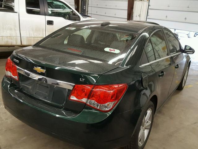 1G1PE5SB0F7229119 - 2015 CHEVROLET CRUZE GREEN photo 4