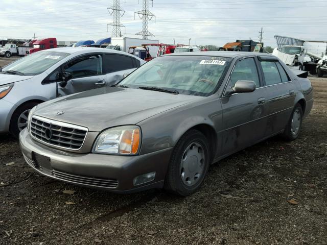 1G6KE57Y0YU302429 - 2000 CADILLAC DEVILLE DH TAN photo 2