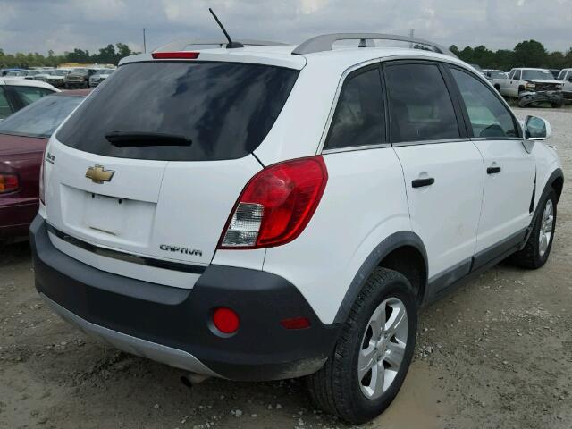 3GNAL2EK7DS621890 - 2013 CHEVROLET CAPTIVA LS WHITE photo 4